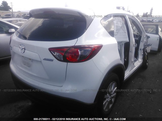JM3KE4CY6G0767291 - 2016 MAZDA CX-5 TOURING Белый фото 4