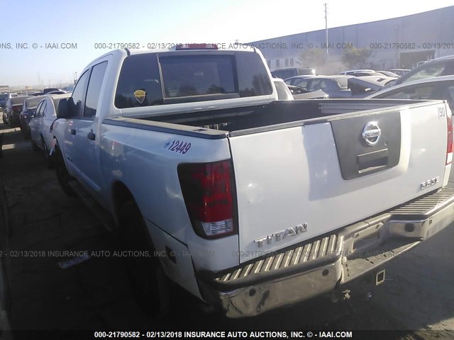 1N6BA07D98N300498 - 2008 NISSAN TITAN XE/SE/LE WHITE photo 3