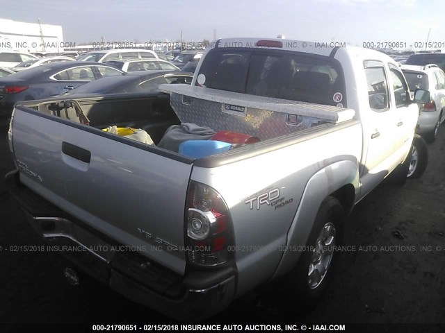 3TMLU4EN3AM055120 - 2010 TOYOTA TACOMA DOUBLE CAB ნაცრისფერი ფოტო 4