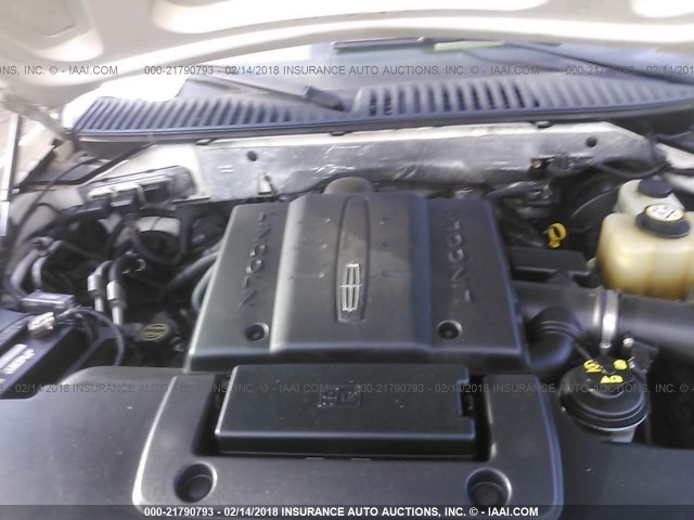 5LMFU28577LJ09115 - 2007 LINCOLN NAVIGATOR 白色 照片 10