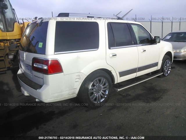 5LMFU28577LJ09115 - 2007 LINCOLN NAVIGATOR 白色 照片 4