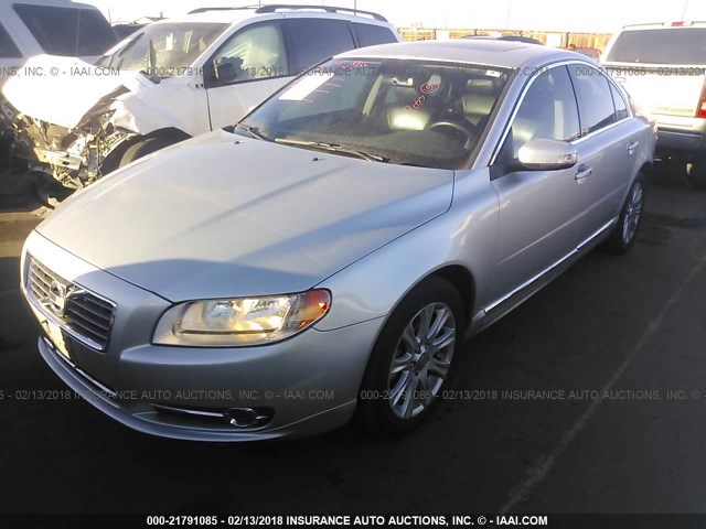 YV1982AS2A1115507 - 2010 VOLVO S80 3.2 SILVER photo 2