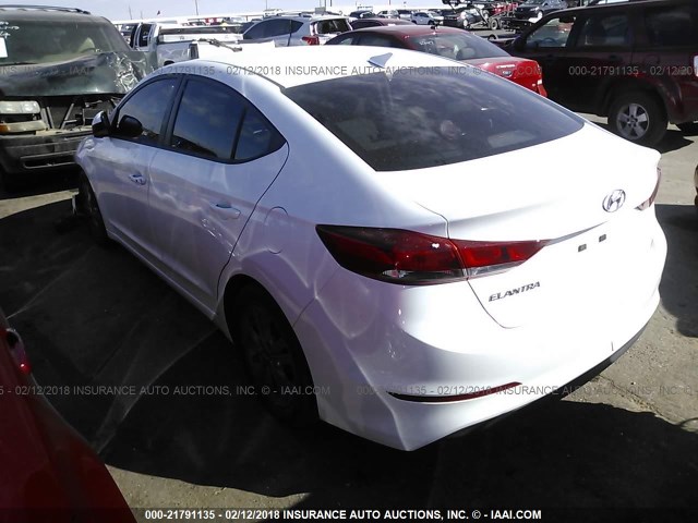 5NPD84LF6HH062342 - 2017 HYUNDAI ELANTRA SE/VALUE/LIMITED WHITE photo 3