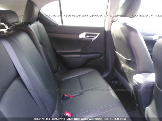 JTHKD5BH4D2130398 - 2013 LEXUS CT 200 SILVER photo 8