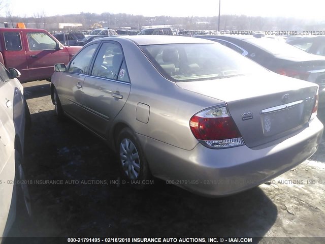 4T1BE32K45U410208 - 2005 TOYOTA CAMRY LE/XLE/SE 金色 照片 3