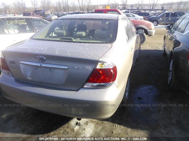 4T1BE32K45U410208 - 2005 TOYOTA CAMRY LE/XLE/SE 金色 照片 4