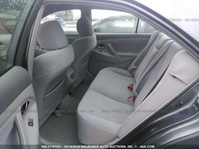 4T4BF3EK2AR050297 - 2010 TOYOTA CAMRY SE/LE/XLE GRAY photo 8