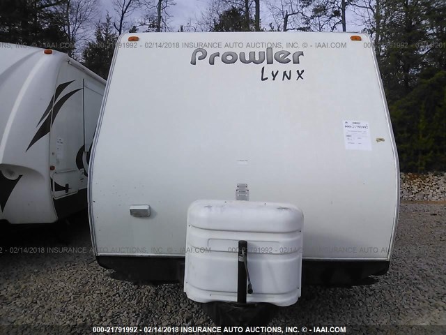 1EC2Y302744000168 - 2004 FLEETWOOD PROWLER  WHITE photo 6