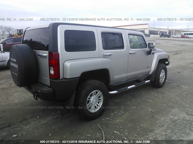 5GTDN13E078193898 - 2007 HUMMER H3 TAN photo 4