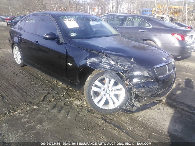 WBAVB17526NH93028 - 2006 BMW 325 I AUTOMATIC შავი ფოტო 1