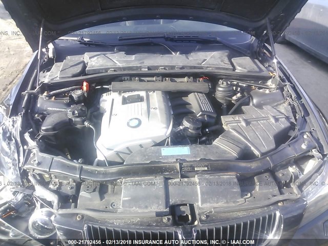 WBAVB17526NH93028 - 2006 BMW 325 I AUTOMATIC შავი ფოტო 10