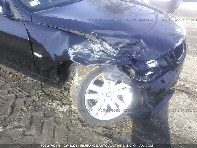 WBAVB17526NH93028 - 2006 BMW 325 I AUTOMATIC შავი ფოტო 6