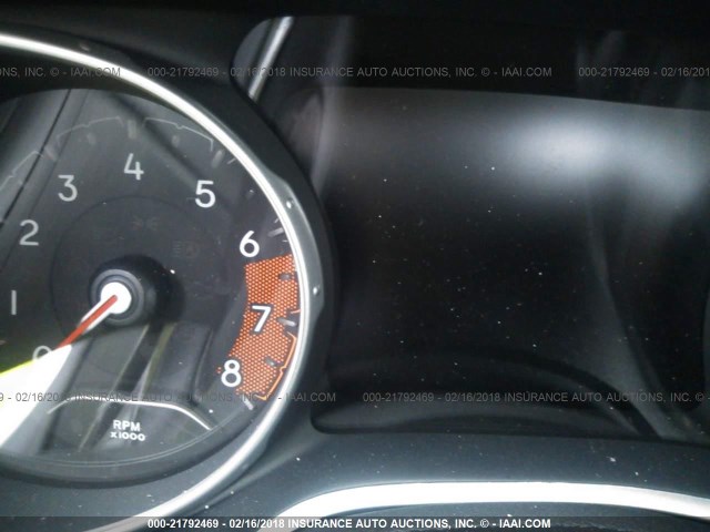 3C4NJDBB1JT142564 - 2018 JEEP COMPASS LATITUDE 黑色 照片 7