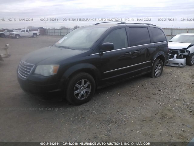 2A4RR5D14AR253000 - 2010 CHRYSLER TOWN & COUNTRY TOURING BLACK photo 2