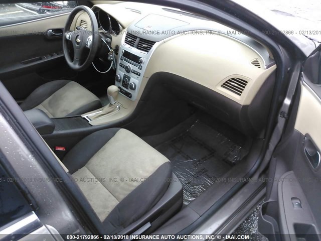 1G1ZB5E09CF201378 - 2012 CHEVROLET MALIBU LS Qəhvəyi foto 5