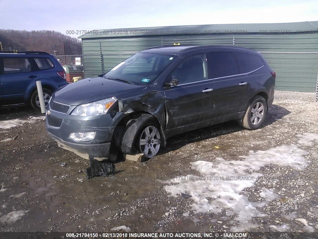 1GNKVJED0BJ290577 - 2011 CHEVROLET TRAVERSE LT GRAY photo 2