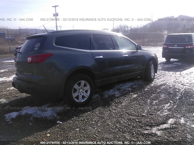 1GNKVJED0BJ290577 - 2011 CHEVROLET TRAVERSE LT GRAY photo 4