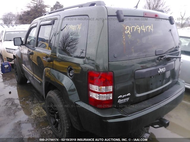 1C4PJMAKXCW111000 - 2012 JEEP LIBERTY SPORT 绿色 照片 3