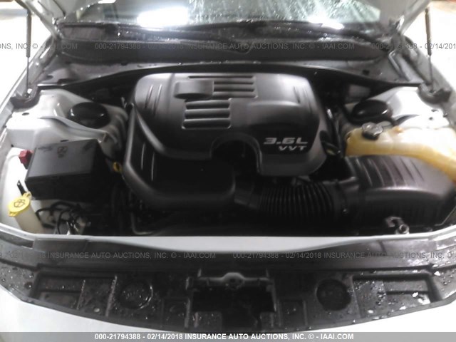 2C3CCAAG9DH508477 - 2013 CHRYSLER 300 WHITE photo 10