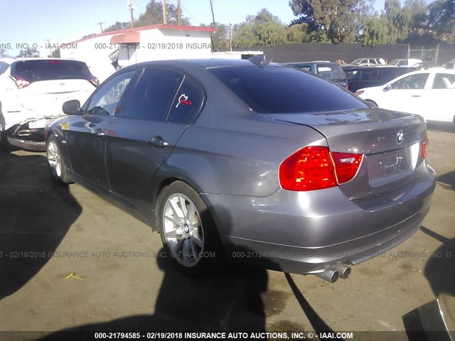 WBAPH5C53AA438967 - 2010 BMW 328 I SULEV GRAY photo 3