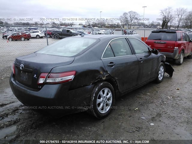 4T1BF3EK6AU580427 - 2010 TOYOTA CAMRY SE/LE/XLE SILVER photo 4