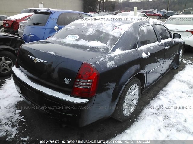 2C3LA63H26H441443 - 2006 CHRYSLER 300C BLUE photo 4