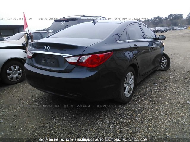 5NPEB4AC5DH534166 - 2013 HYUNDAI SONATA GLS BLUE photo 4
