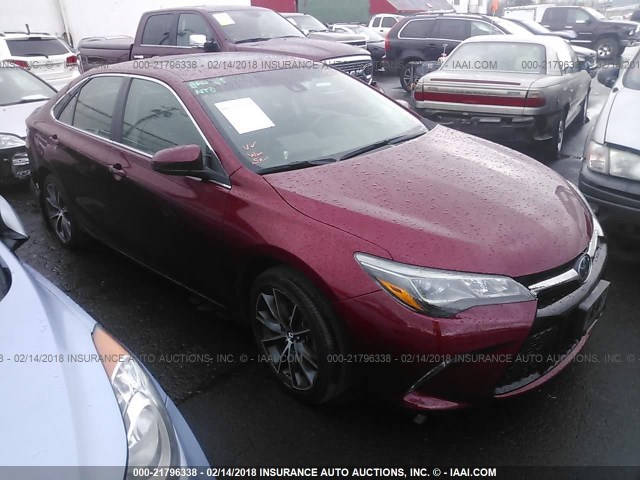 4T1BK1FK7FU564548 - 2015 TOYOTA CAMRY XSE/XLE Bordo foto 1