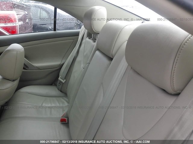 4T1BK3EK7BU120108 - 2011 TOYOTA CAMRY SE/LE/XLE RED photo 8