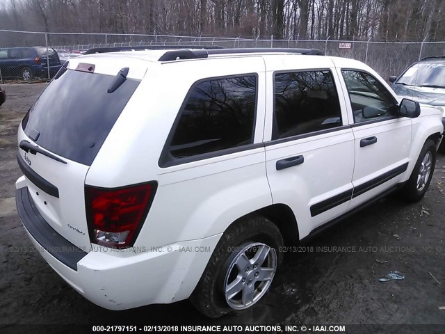 1J4GR48KX5C618248 - 2005 JEEP GRAND CHEROKEE LAREDO/COLUMBIA/FREEDOM 白色 照片 4