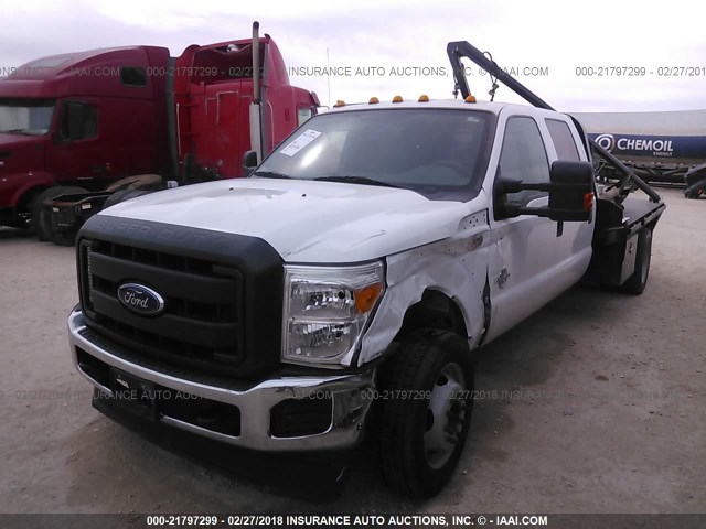 1FD0W5HT6GEA27416 - 2016 FORD F550 SUPER DUTY WHITE photo 2