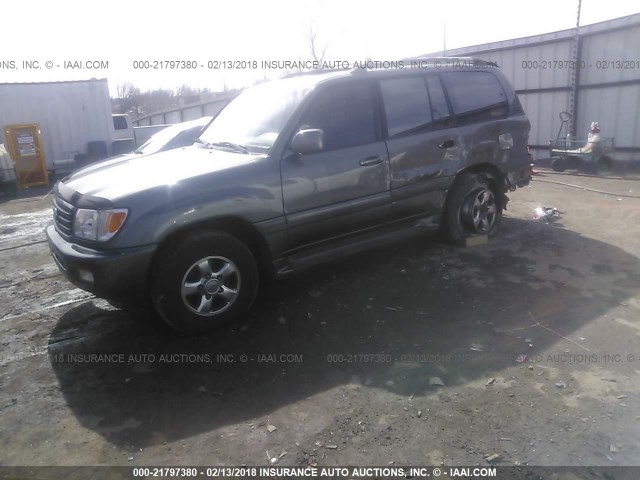 JTEHT05J912014217 - 2001 TOYOTA LAND CRUISER  GRAY photo 2