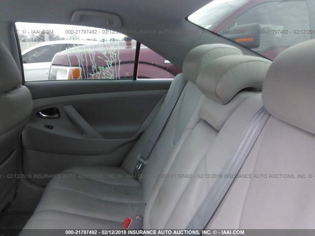 4T4BF3EK2BR143354 - 2011 TOYOTA CAMRY SE/LE/XLE GREEN photo 8