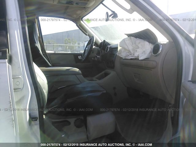 1FMFU16L93LB85508 - 2003 FORD EXPEDITION XLT თეთრი ფოტო 5