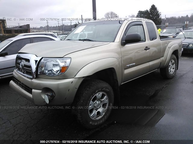 5TEUU42NX6Z293484 - 2006 TOYOTA TACOMA ACCESS CAB Қоңыр фото 2