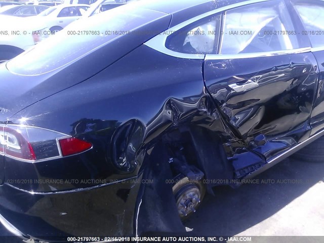 5YJSA1DGXDFP09013 - 2013 TESLA MODEL S BLACK photo 6