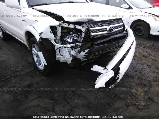 JTEDW21A660006019 - 2006 TOYOTA HIGHLANDER HYBRID WHITE photo 6