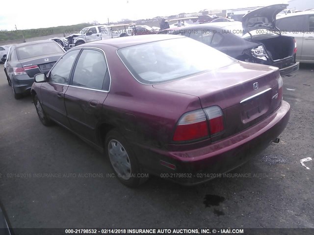 1HGCD5639VA128398 - 1997 HONDA ACCORD LX/EX RED photo 3