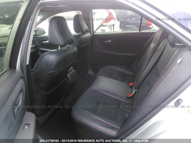 4T1BF1FK2HU765054 - 2017 TOYOTA CAMRY LE/XLE/SE/XSE SILVER photo 8