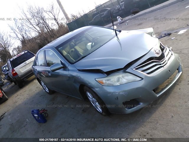 4T1BF3EK2BU621637 - 2011 TOYOTA CAMRY SE/LE/XLE GREEN photo 1