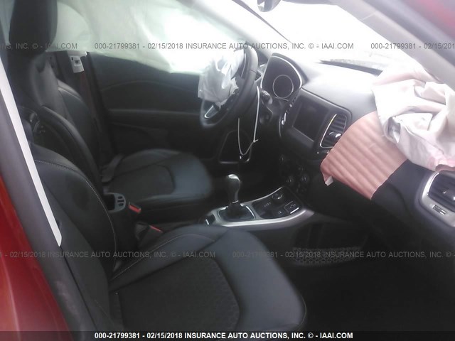 3C4NJDBB9HT656527 - 2017 JEEP COMPASS LATITUDE 红色 照片 5