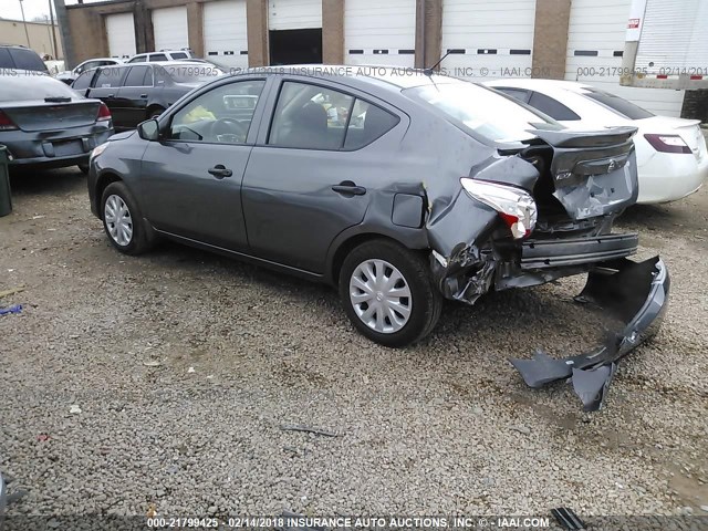 3N1CN7AP4HL876140 - 2017 NISSAN VERSA S/S PLUS/SV/SL GRAY photo 3