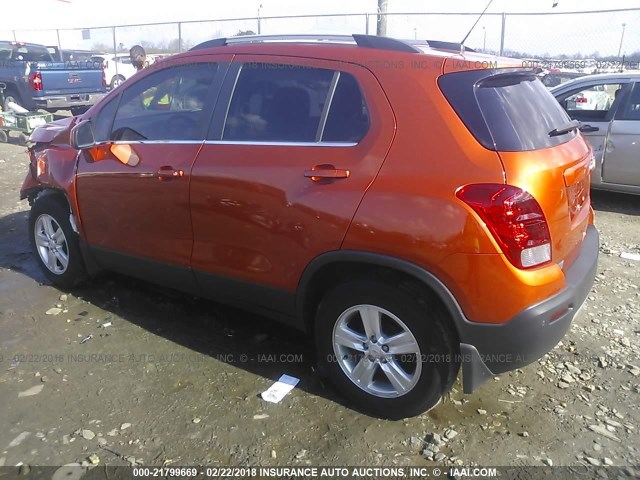 KL7CJLSB4FB065549 - 2015 CHEVROLET TRAX 1LT ORANGE photo 3