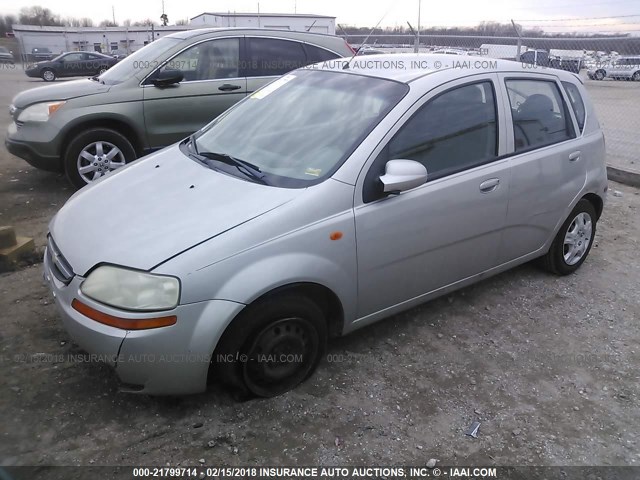 KL1TD62664B202011 - 2004 CHEVROLET AVEO SILVER photo 2