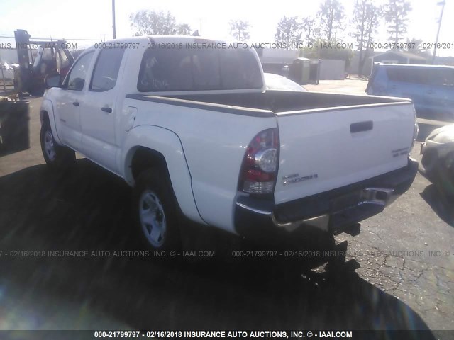5TFJU4GN6FX072290 - 2015 TOYOTA TACOMA DOUBLE CAB PRERUNNER WHITE photo 3