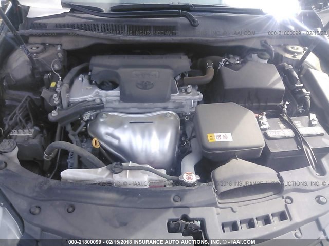 4T1BF1FK8HU317224 - 2017 TOYOTA CAMRY LE/XLE/SE/XSE Schwarz Foto 10