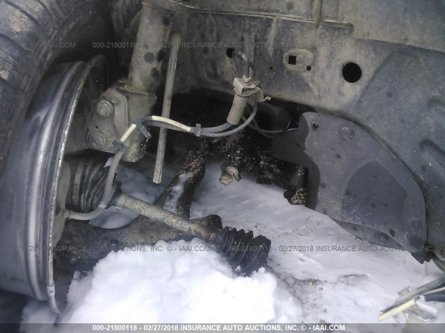 5GZCZ63426S836604 - 2006 SATURN VUE SILVER photo 6