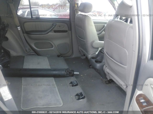 5TDZT38A52S107252 - 2002 TOYOTA SEQUOIA LIMITED SILVER photo 8