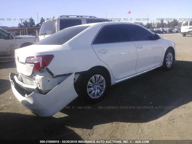 4T1BF1FK1DU663013 - 2013 TOYOTA CAMRY L/SE/LE/XLE WHITE photo 4