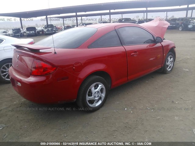 1G2AL18FX87205200 - 2008 PONTIAC G5 RED photo 4